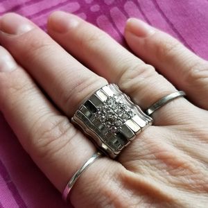 Stretchy ring size 5 & up